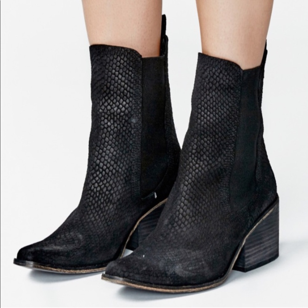 Free People Benson Chelsea western boot